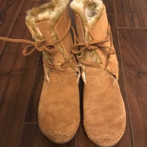 Toms moccasins